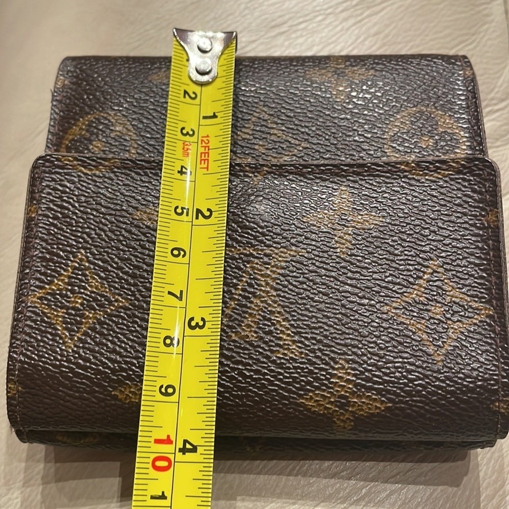 Louis Vuitton Elise Trifold Wallet - Picture 9 of 11